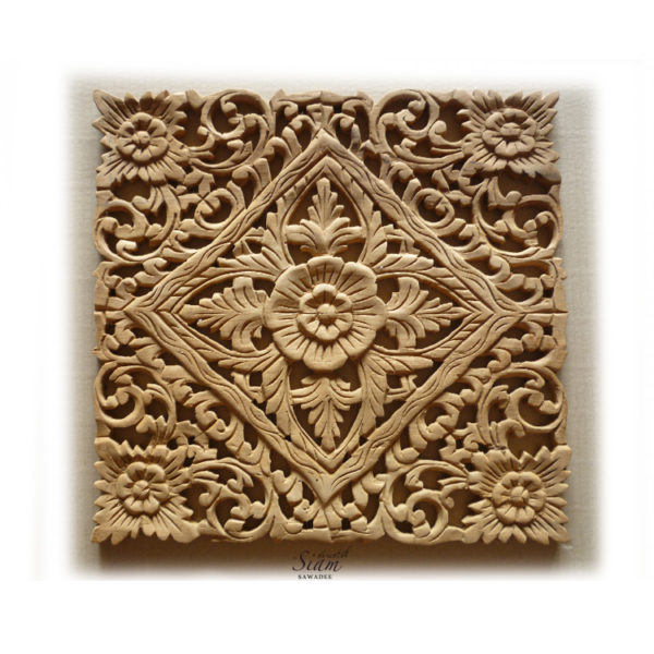 thai-wood-carved-lotus