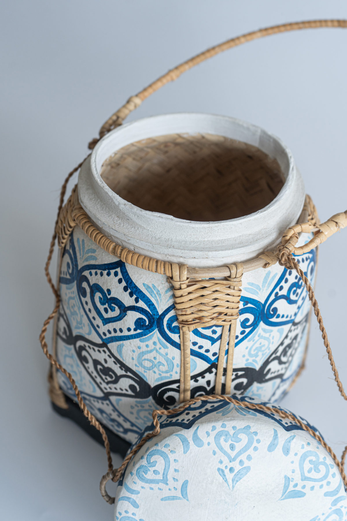 Kitchen Pot to Store Dry goods