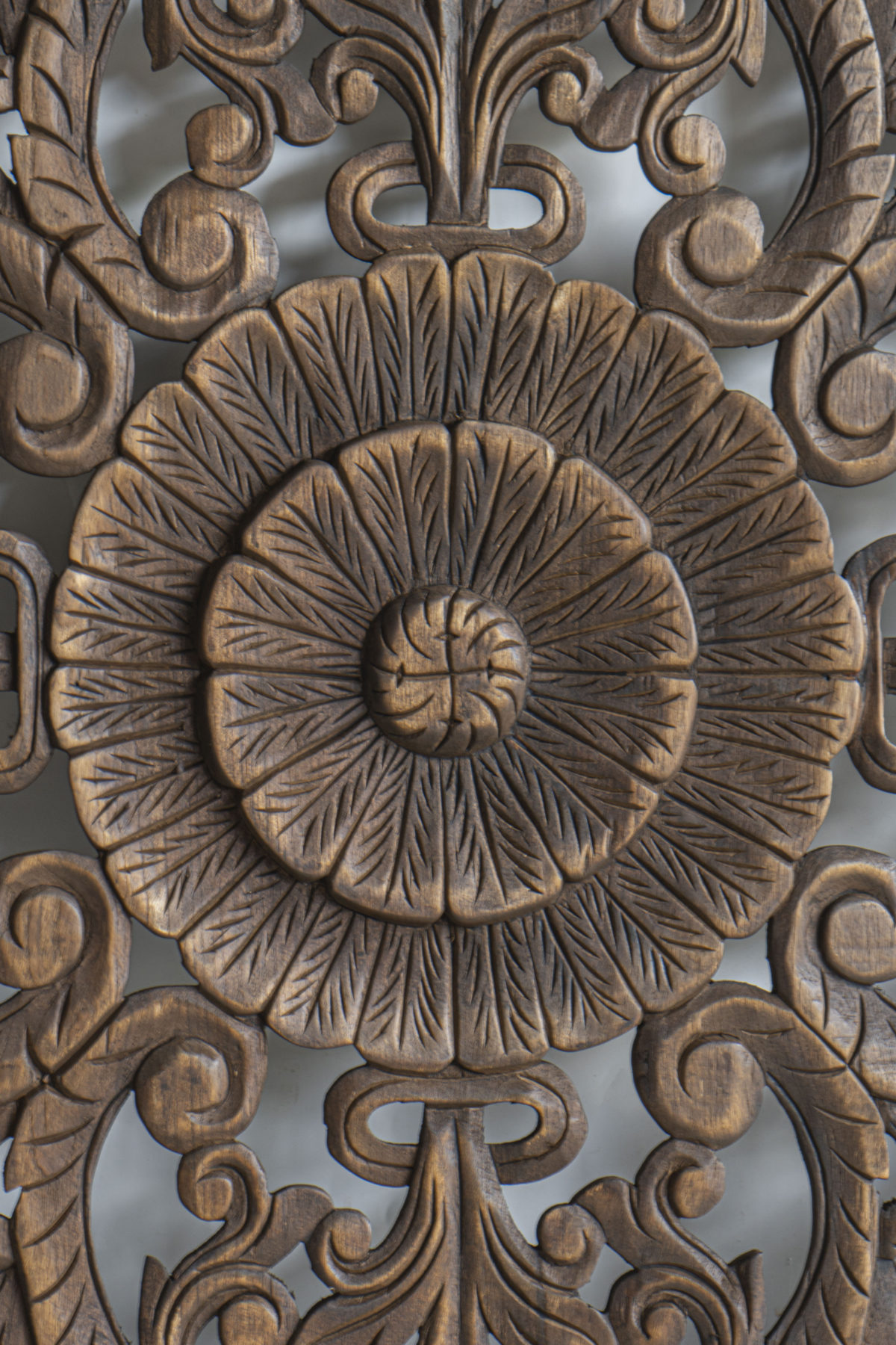 Medallion Wood Wall For Queen Bed Siam Sawadee