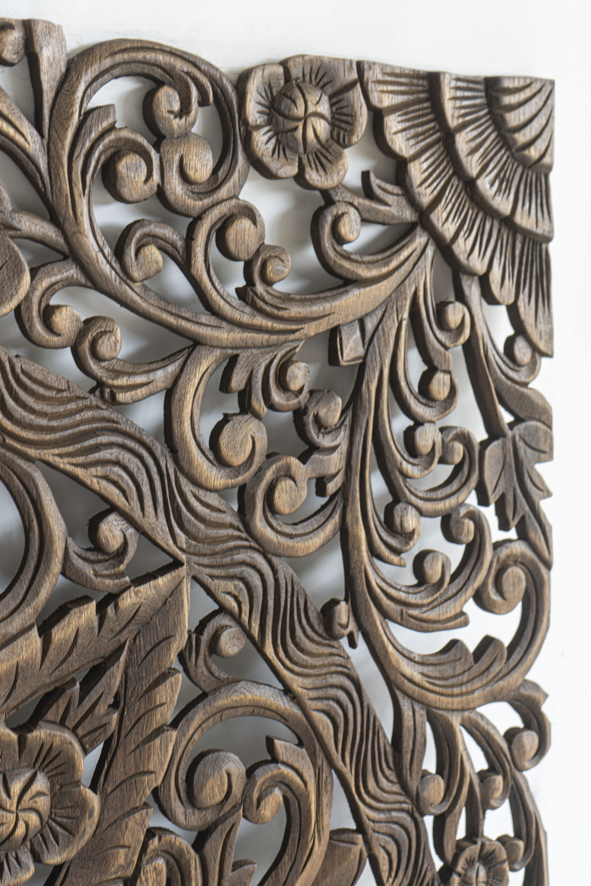 Medallion Wood Wall For Queen Bed Siam Sawadee