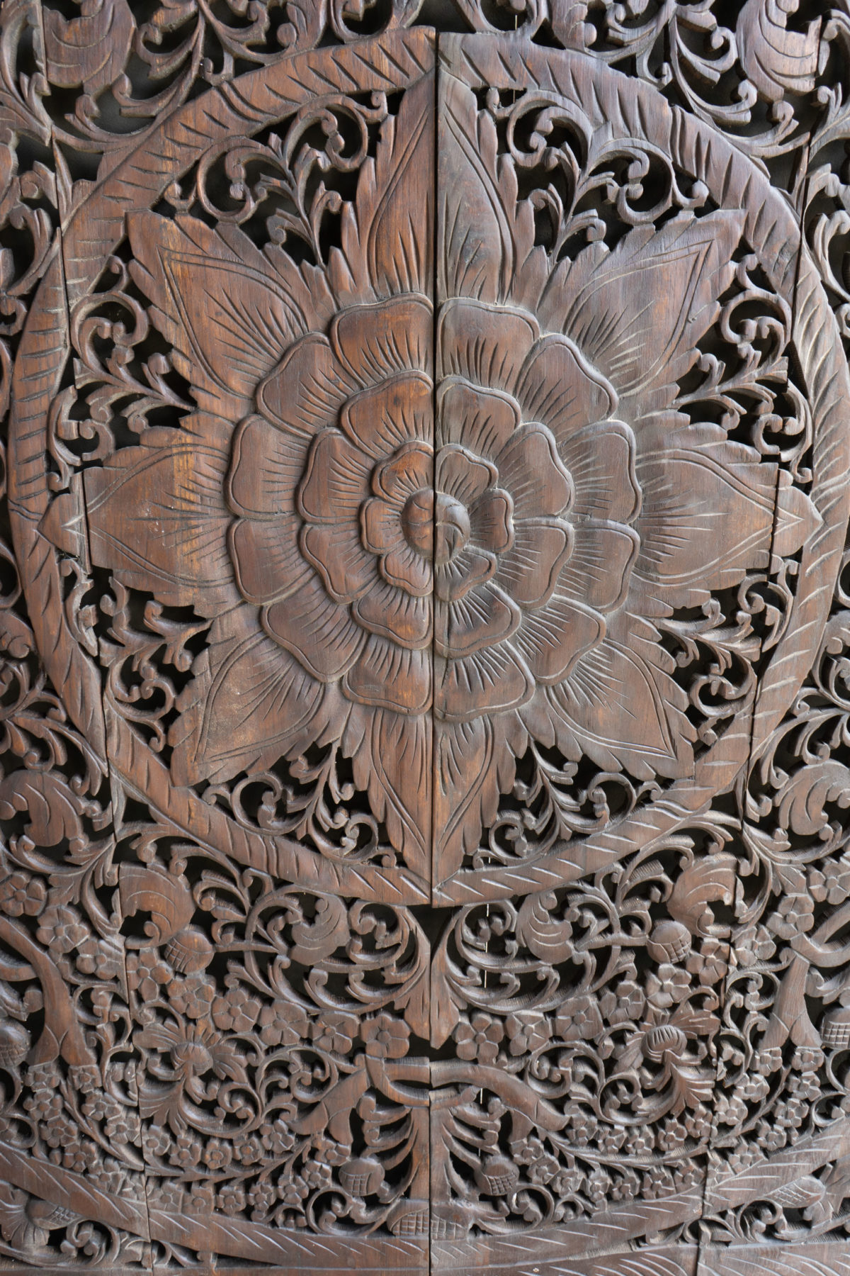 Lotus wood carving in teak